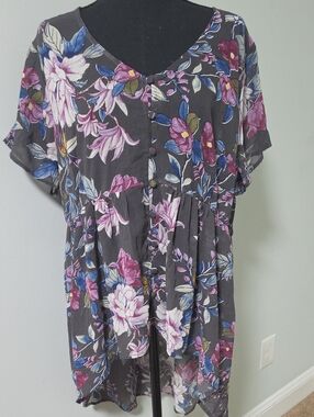 torrid Gray Sheer Hi Lo Top with Pink and Blue Floral Print